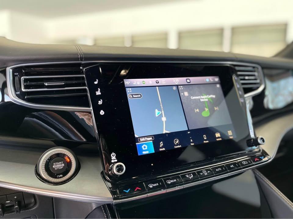 Jeep Wagoneer Series II 4WD 2023