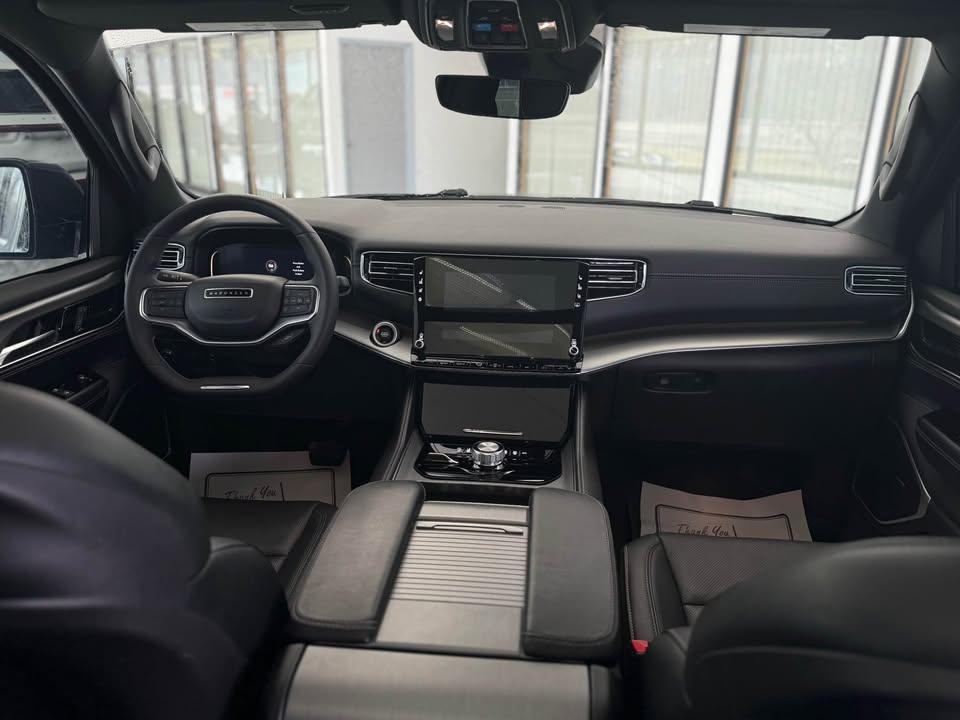 Jeep Wagoneer Series II 4WD 2023