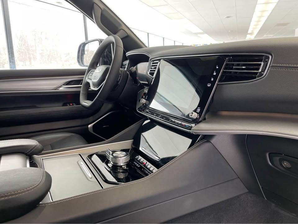 Jeep Wagoneer Series II 4WD 2025