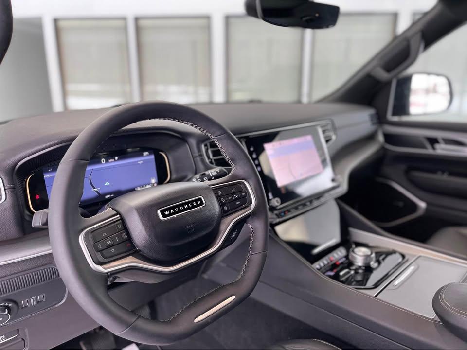 Jeep Wagoneer Series II 4WD 2025