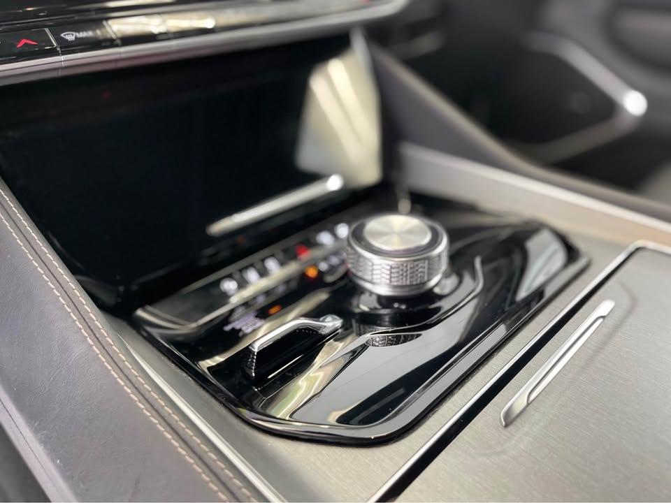 Jeep Wagoneer Series II 4WD 2025