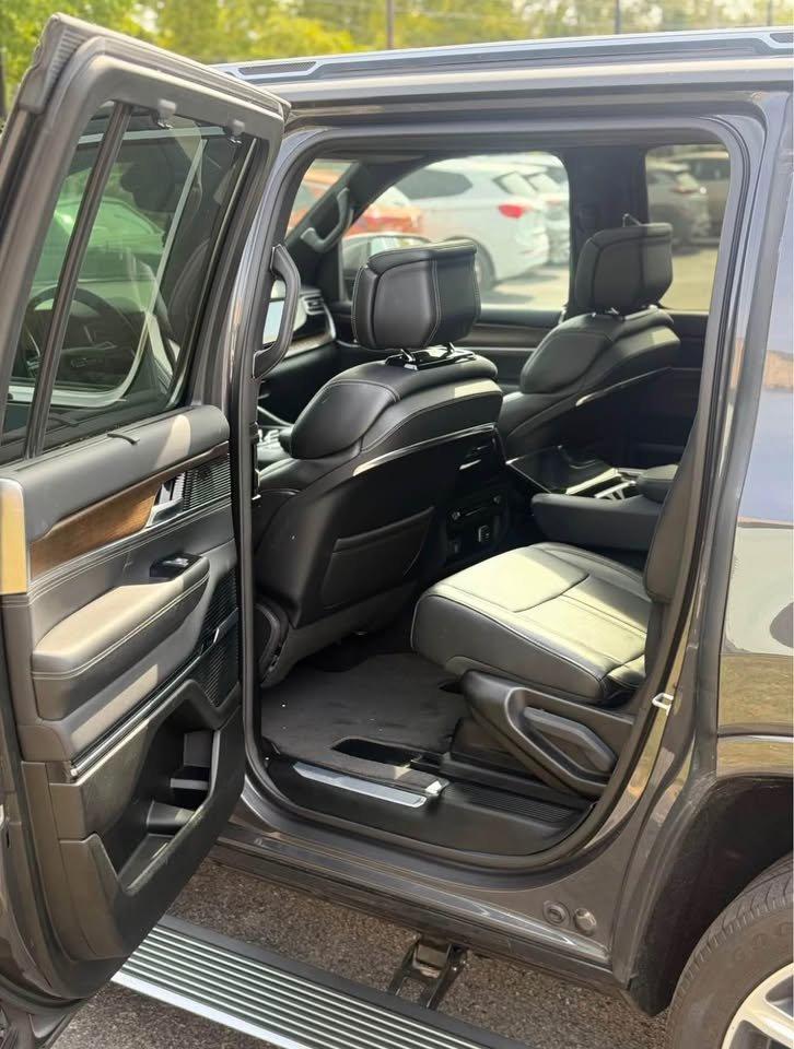 Jeep Grand Wagoneer Series I 4WD 2022