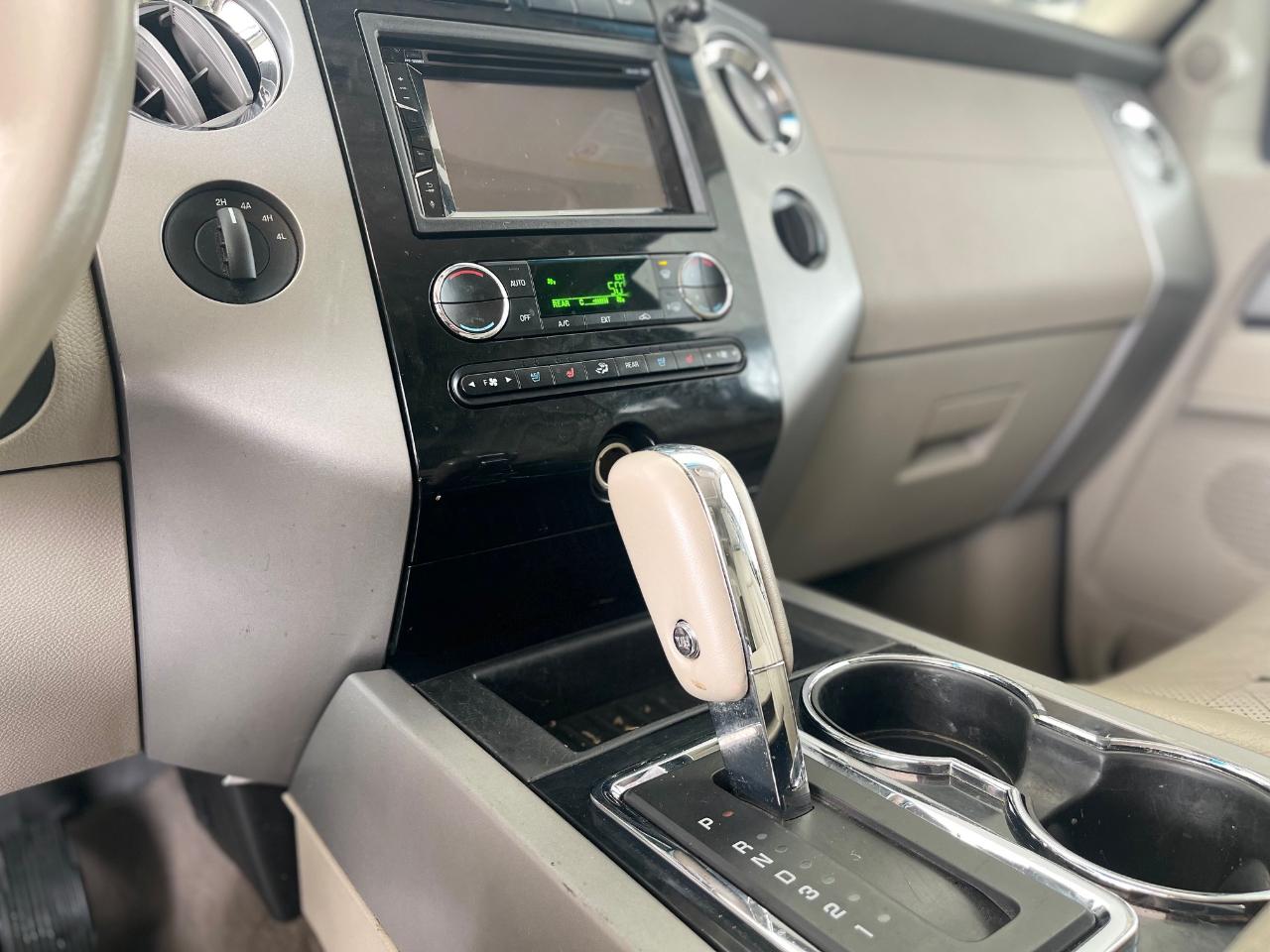 Ford Expedition Limited 4WD 2012