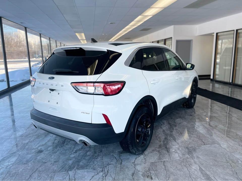 Ford Escape SE AWD 2022