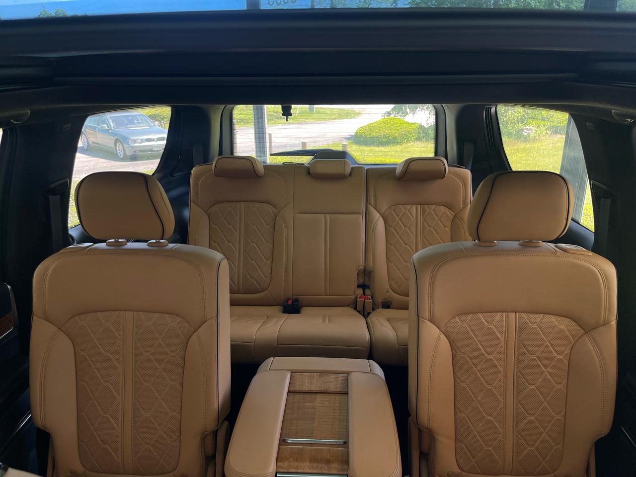 Jeep Grand Wagoneer Series II 4WD 2024