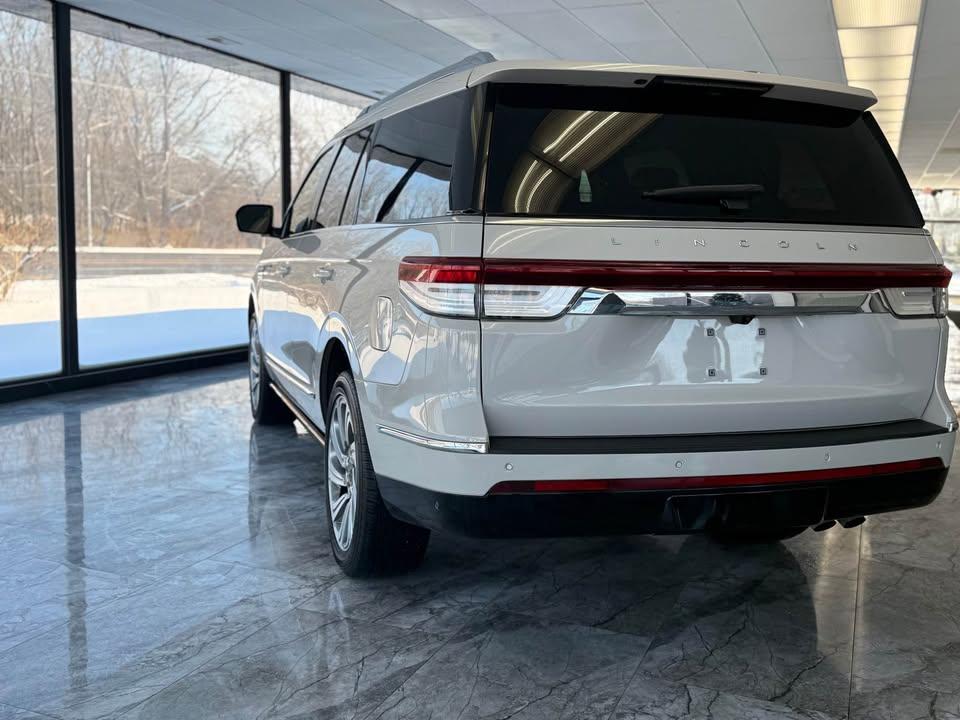 Lincoln Navigator Reserve 4WD 2023