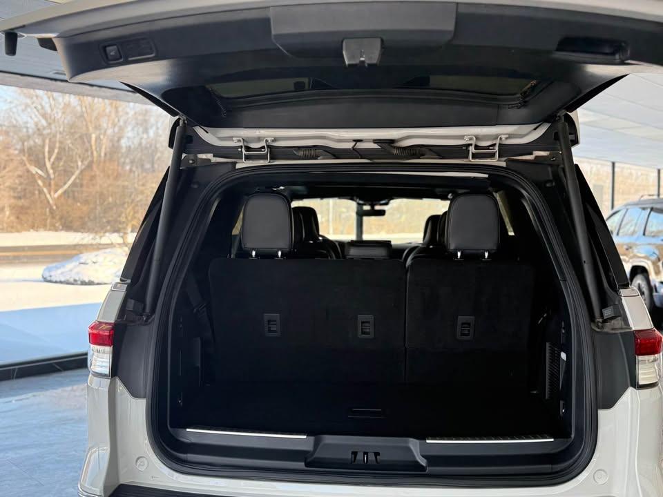 Lincoln Navigator Reserve 4WD 2023