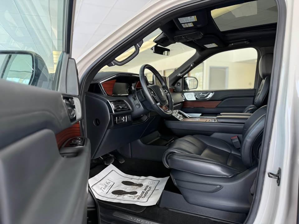 Lincoln Navigator Reserve 4WD 2023