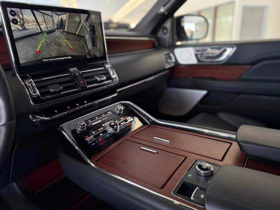 Lincoln Navigator Reserve 4WD 2023