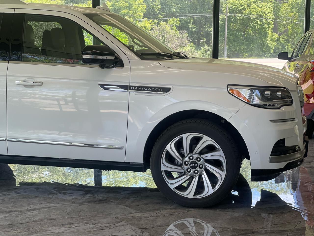 Lincoln Navigator Reserve 4WD 2023