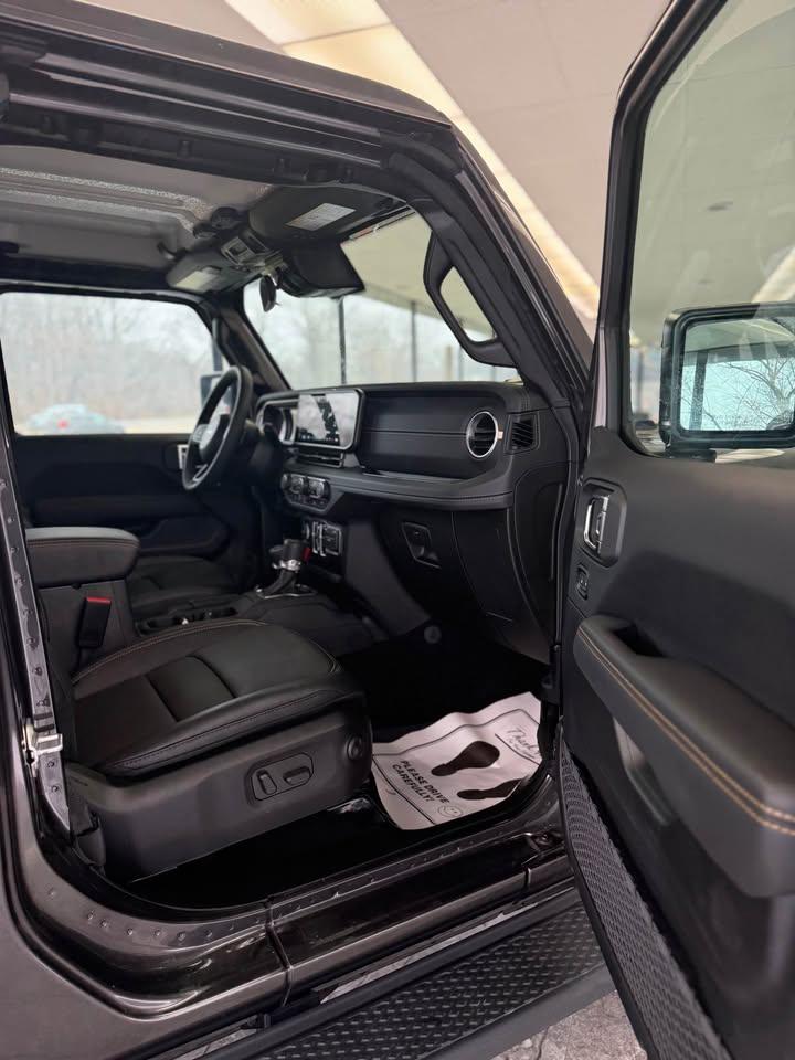 Jeep Gladiator Sport 2025