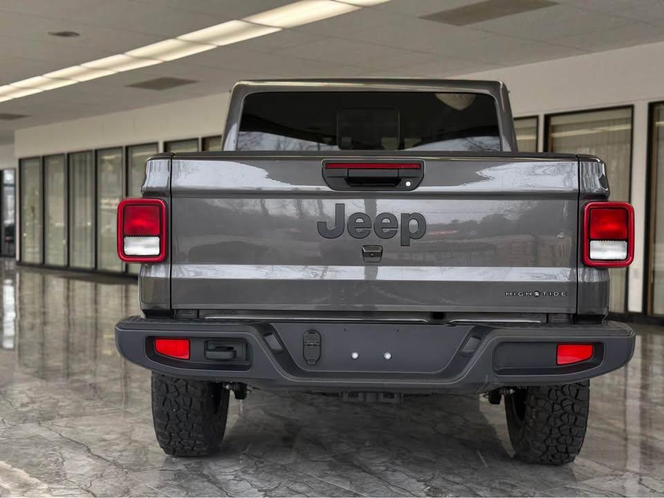 Jeep Gladiator Sport 2025