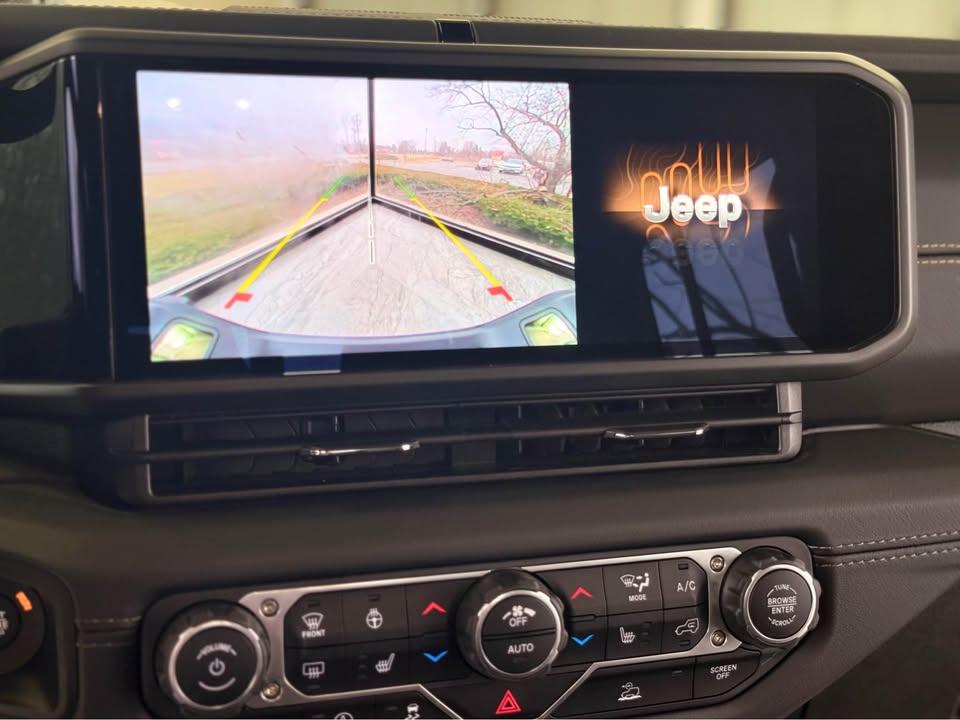 Jeep Gladiator Sport 2025