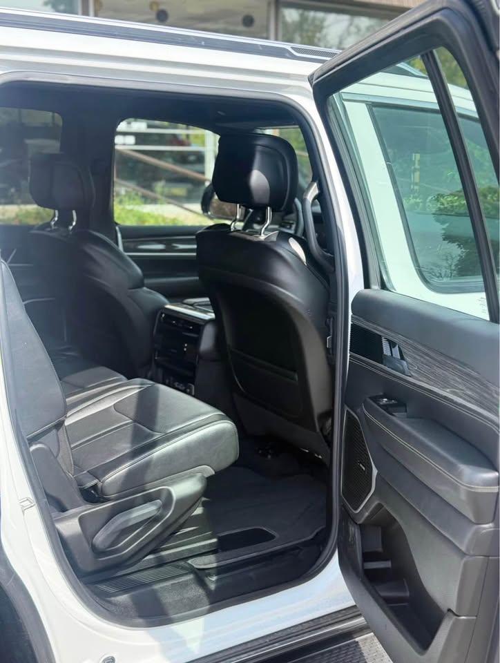 Jeep Wagoneer Series II 4WD 2022