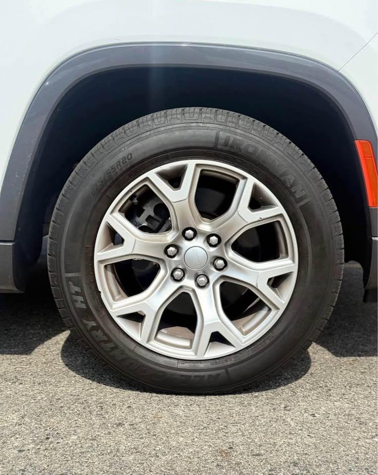 Jeep Wagoneer Series II 4WD 2022