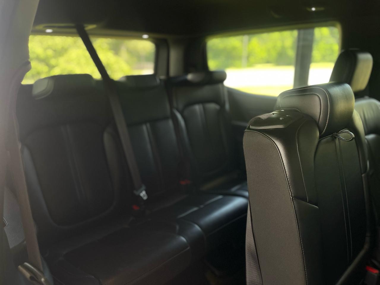 Jeep Wagoneer Series II 4WD 2022