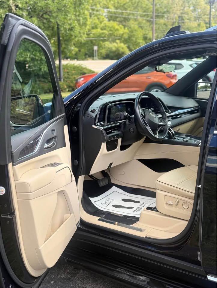 Cadillac Escalade Premium Luxury AWD 2022