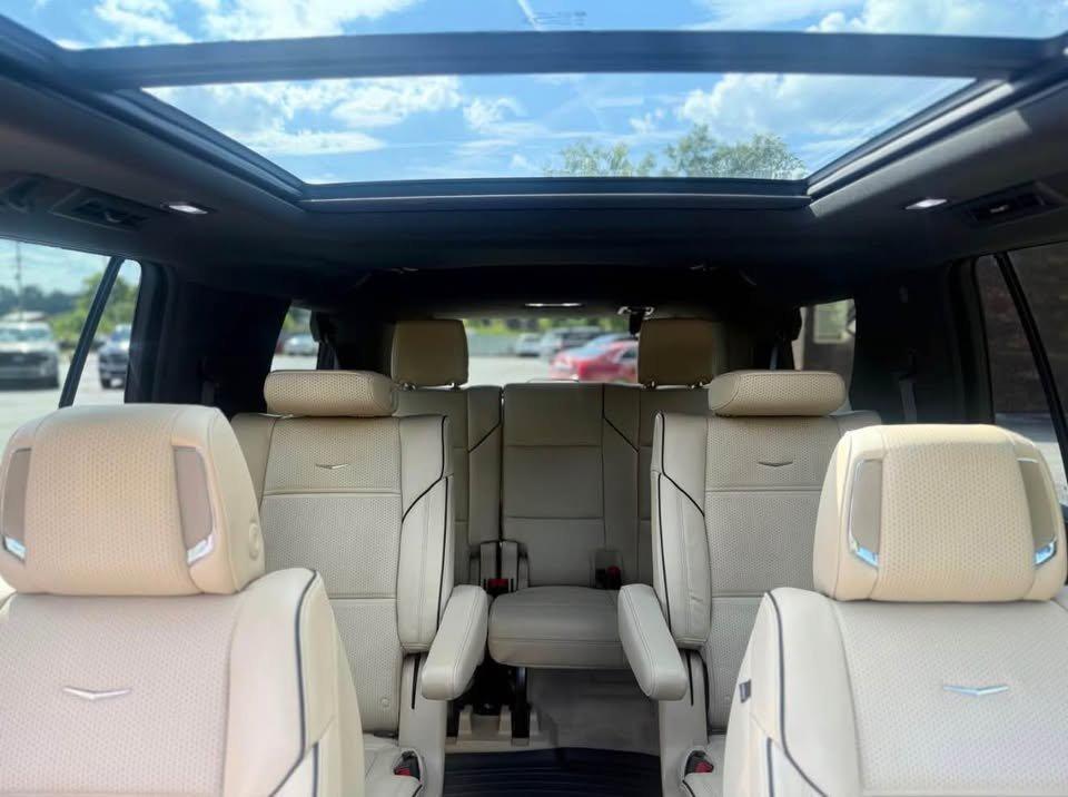 Cadillac Escalade Premium Luxury AWD 2022