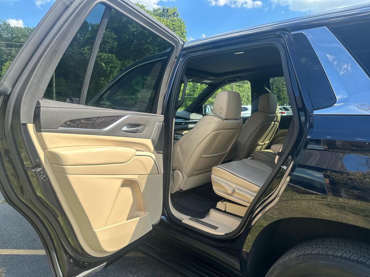 Cadillac Escalade Premium Luxury AWD 2022