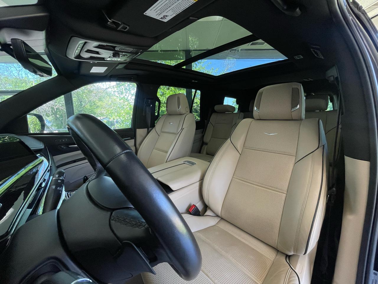 Cadillac Escalade Premium Luxury AWD 2022