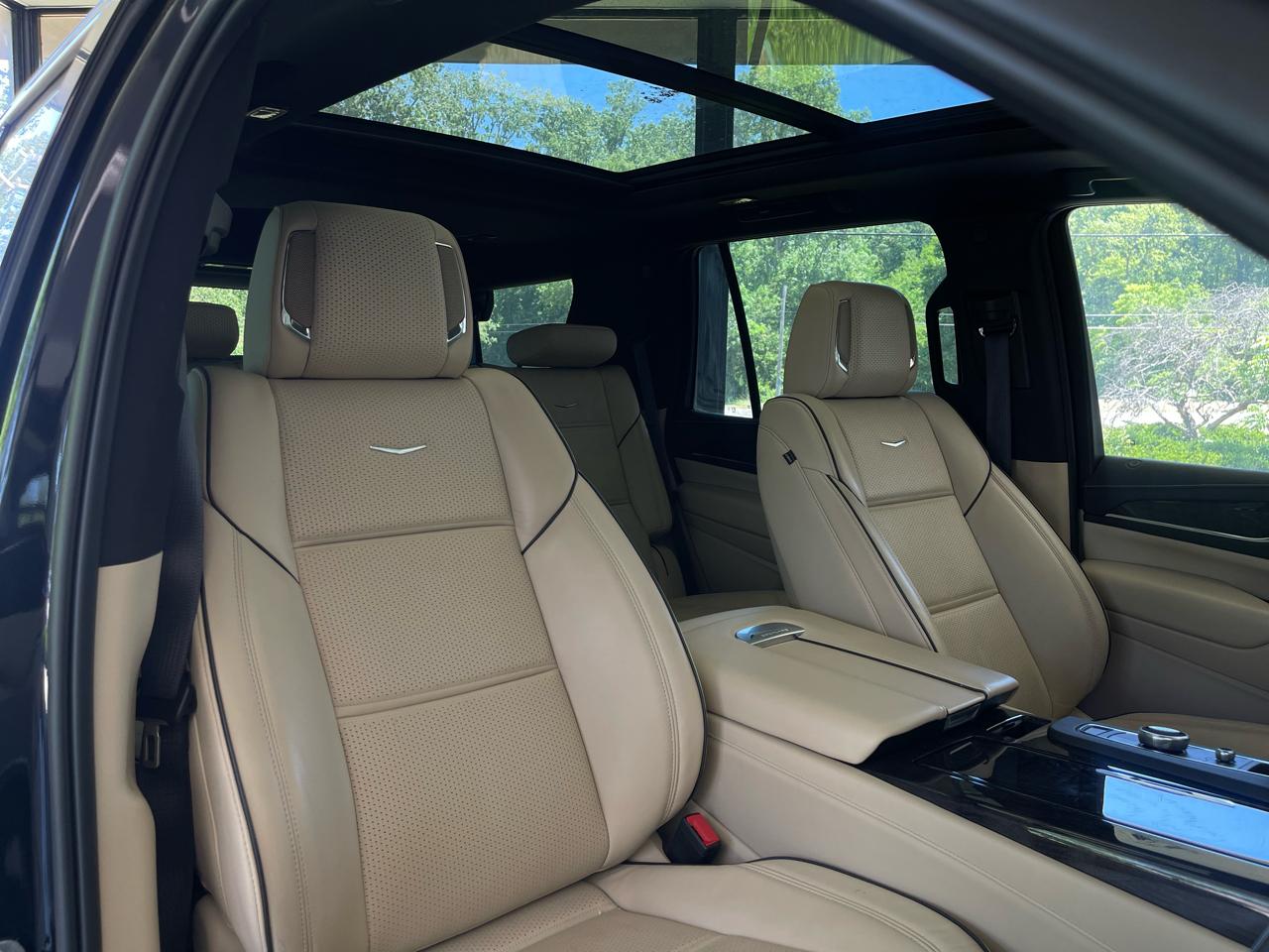 Cadillac Escalade Premium Luxury AWD 2022