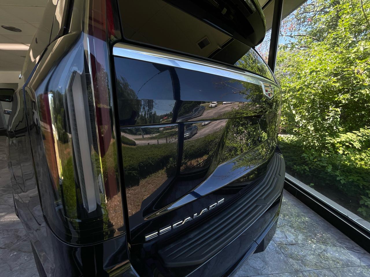 Cadillac Escalade Premium Luxury AWD 2022