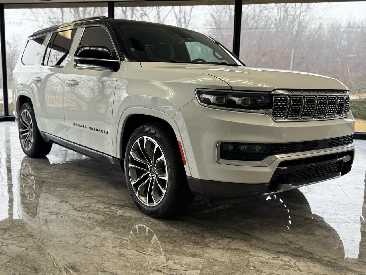 Jeep Grand Wagoneer Series III 4WD 2024