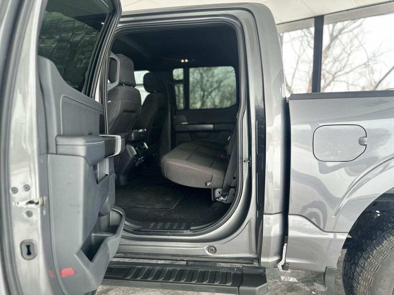 Ford F-150 XLT SuperCrew 4WD 2024