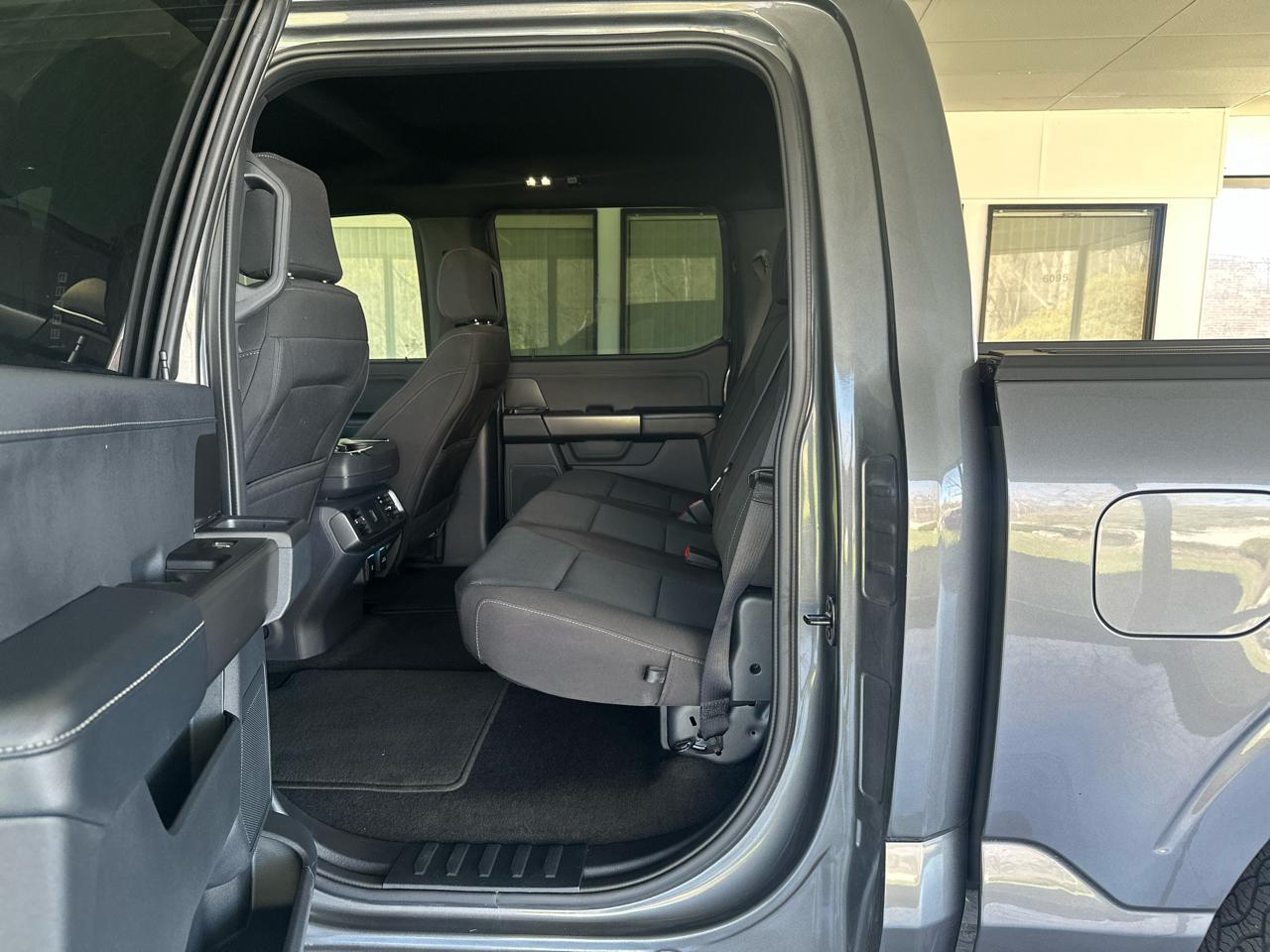 Ford F-150 XLT SuperCrew 4WD 2024