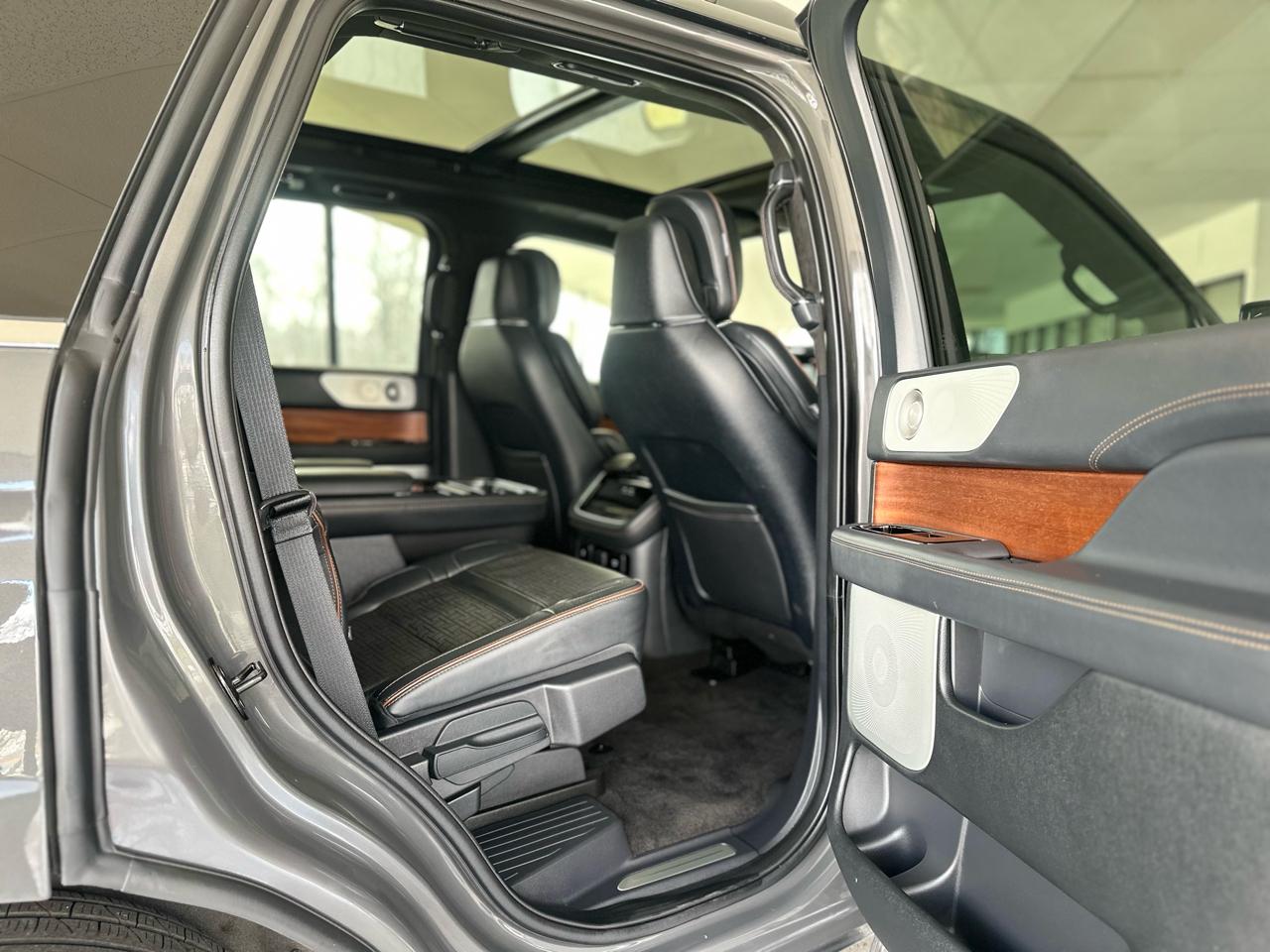 Lincoln Navigator Black Label 4WD 2022