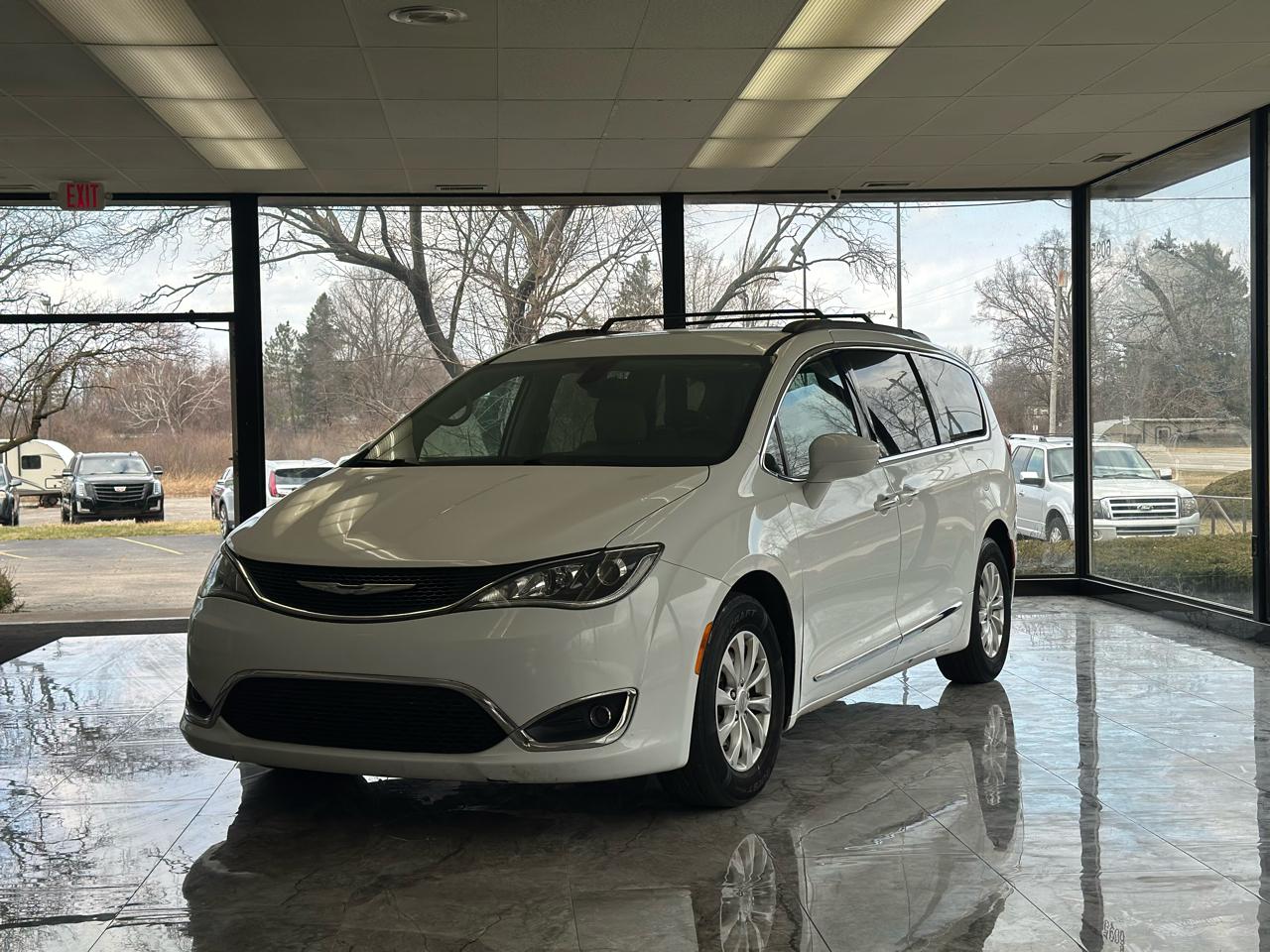 Chrysler Pacifica Touring-L 2017