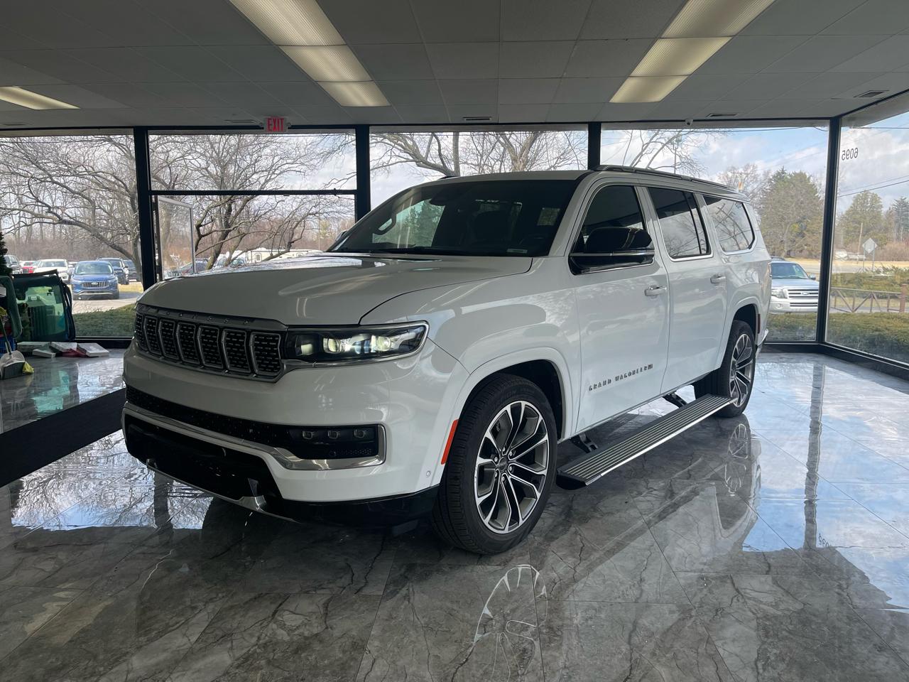 Jeep Grand Wagoneer Series I 4WD 2023