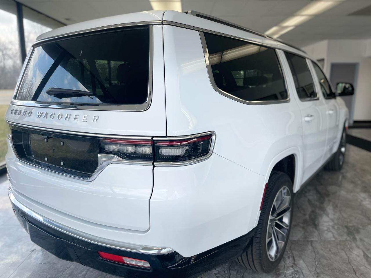 Jeep Grand Wagoneer Series I 4WD 2023