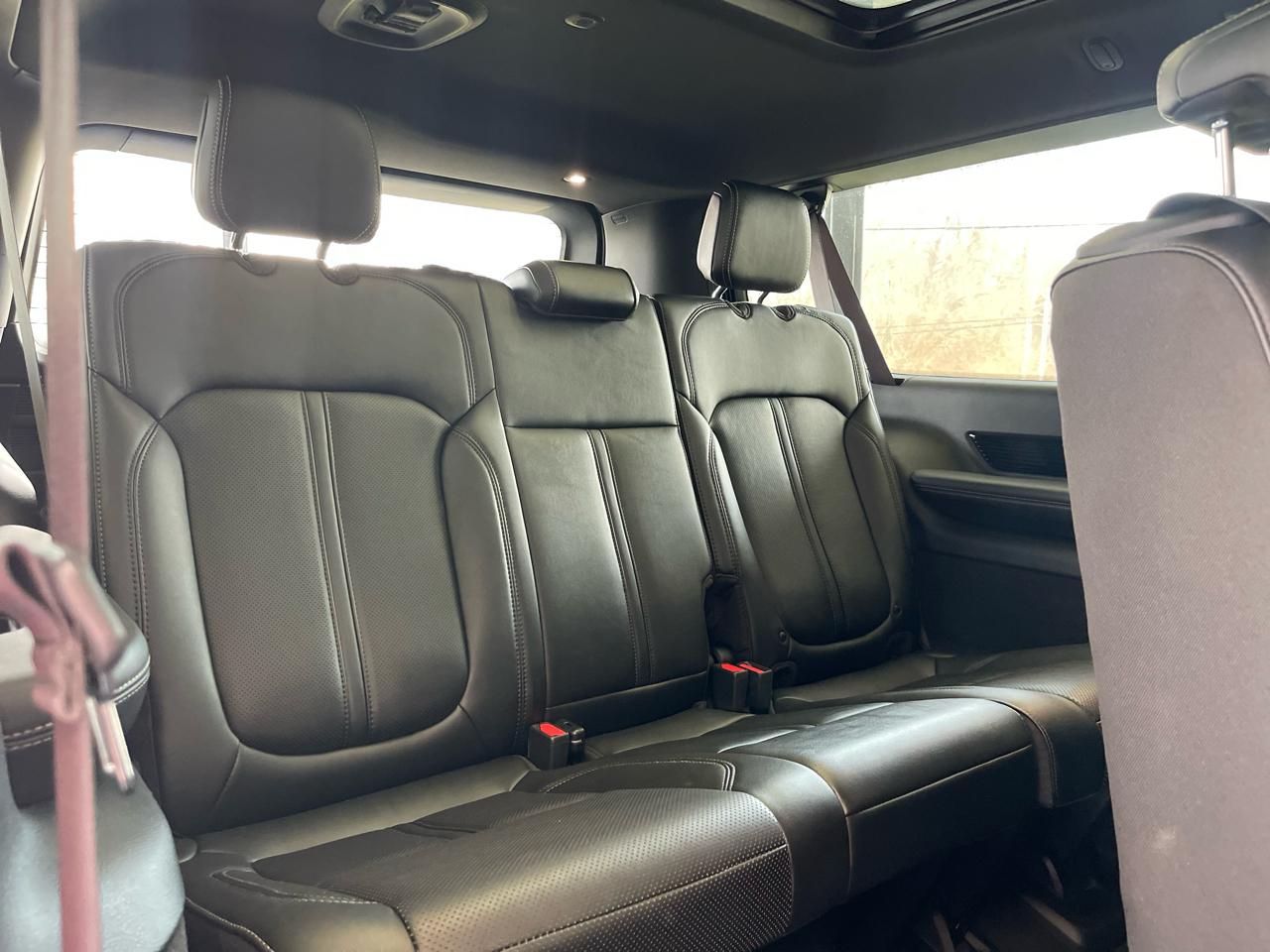 Jeep Grand Wagoneer Series I 4WD 2023