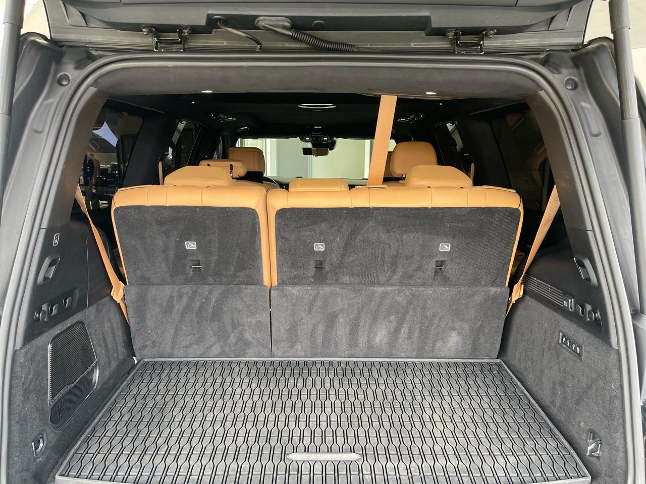 Jeep Grand Wagoneer Series III 4WD 2022