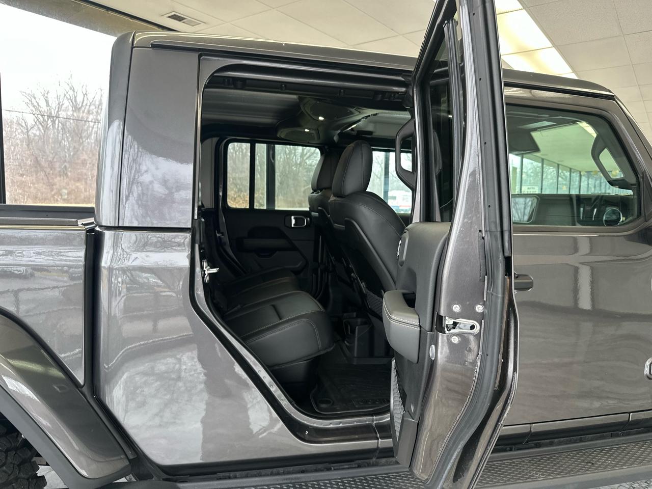 Jeep Gladiator Sport 2025