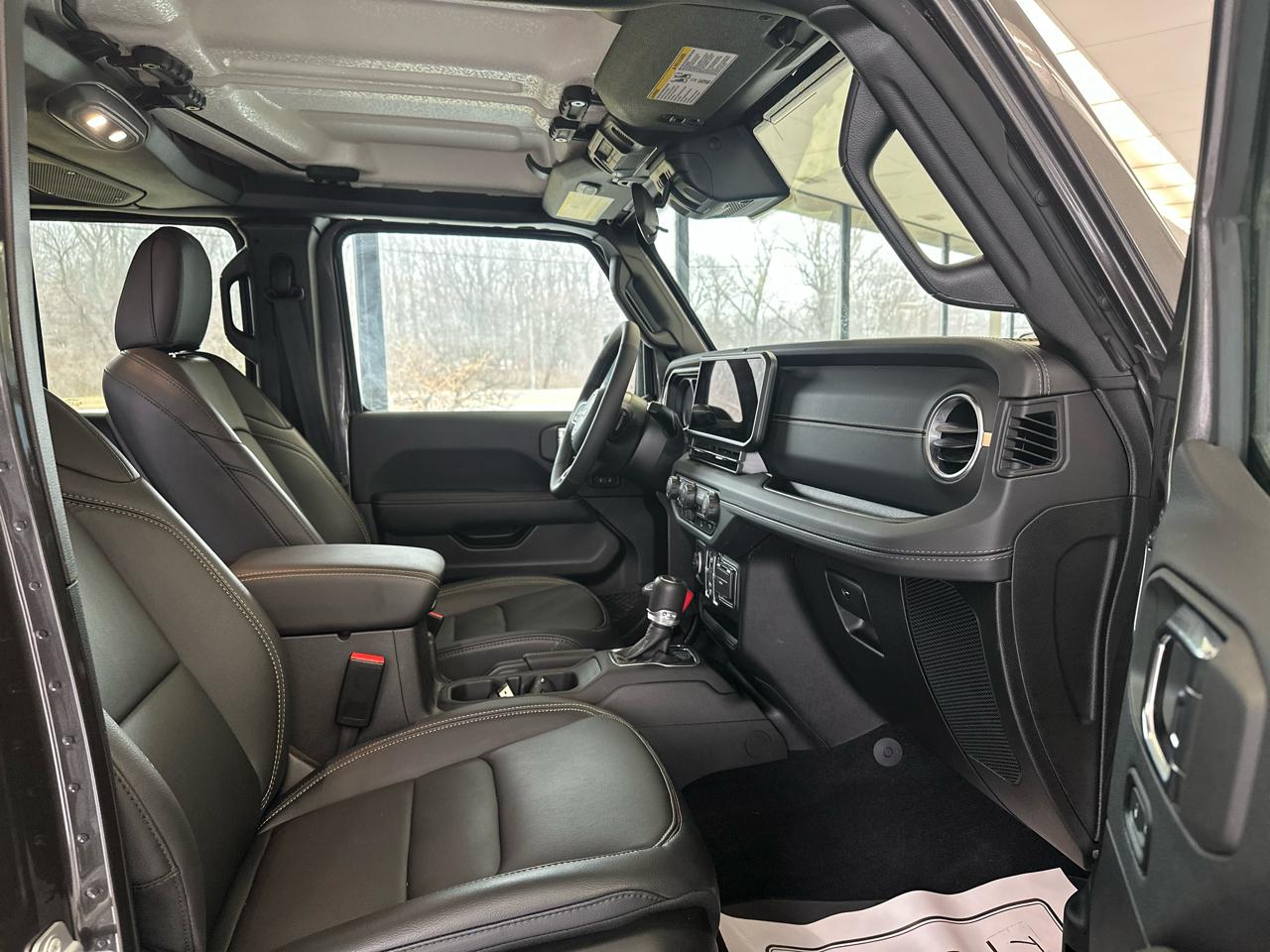 Jeep Gladiator Sport 2025