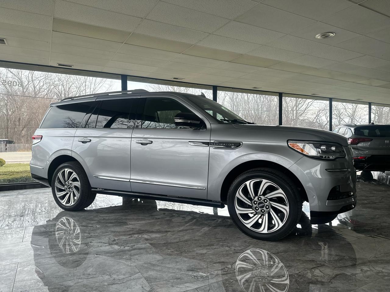 Lincoln Navigator Reserve 4WD 2022