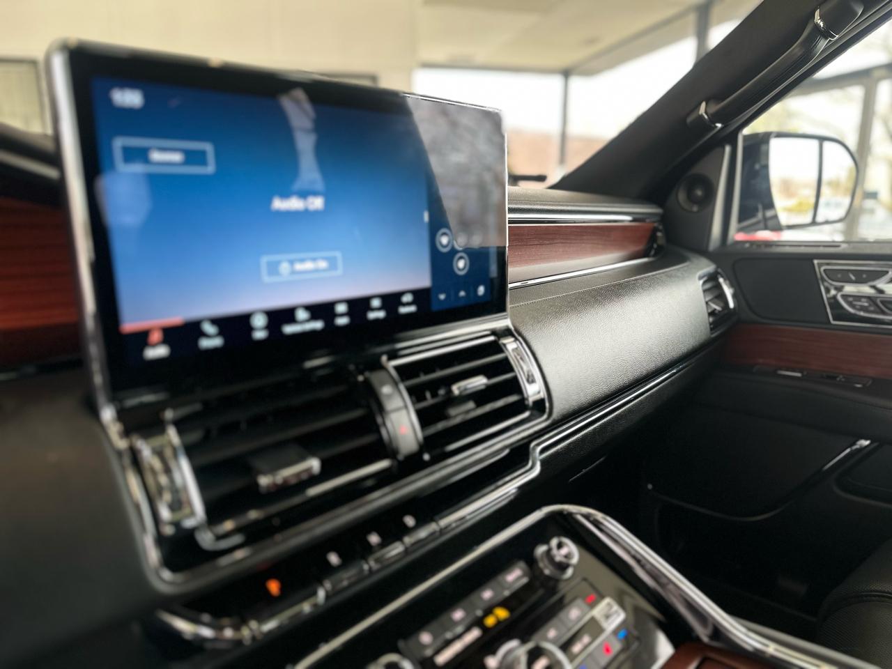 Lincoln Navigator Reserve 4WD 2022