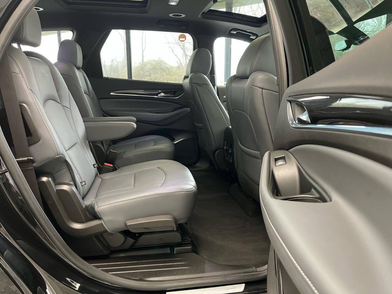 Buick Enclave Essence AWD 2024