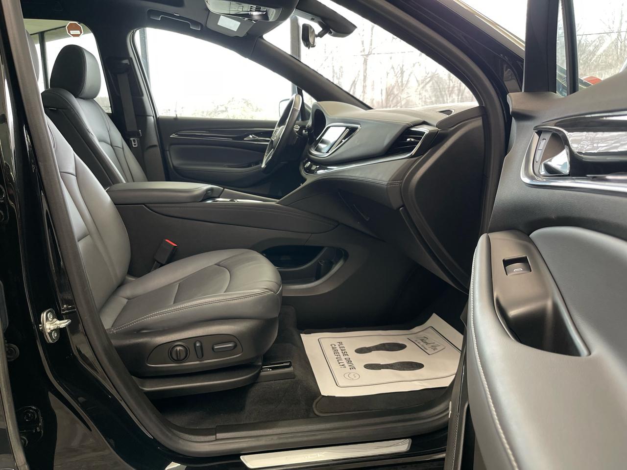 Buick Enclave Essence AWD 2024