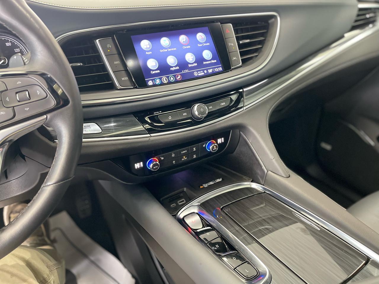 Buick Enclave Essence AWD 2024