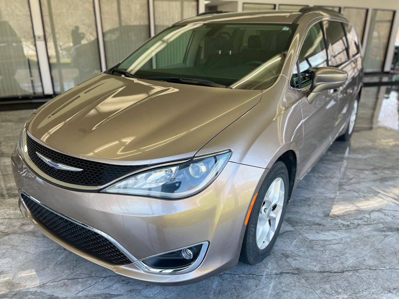 Chrysler Pacifica Touring-L 2017