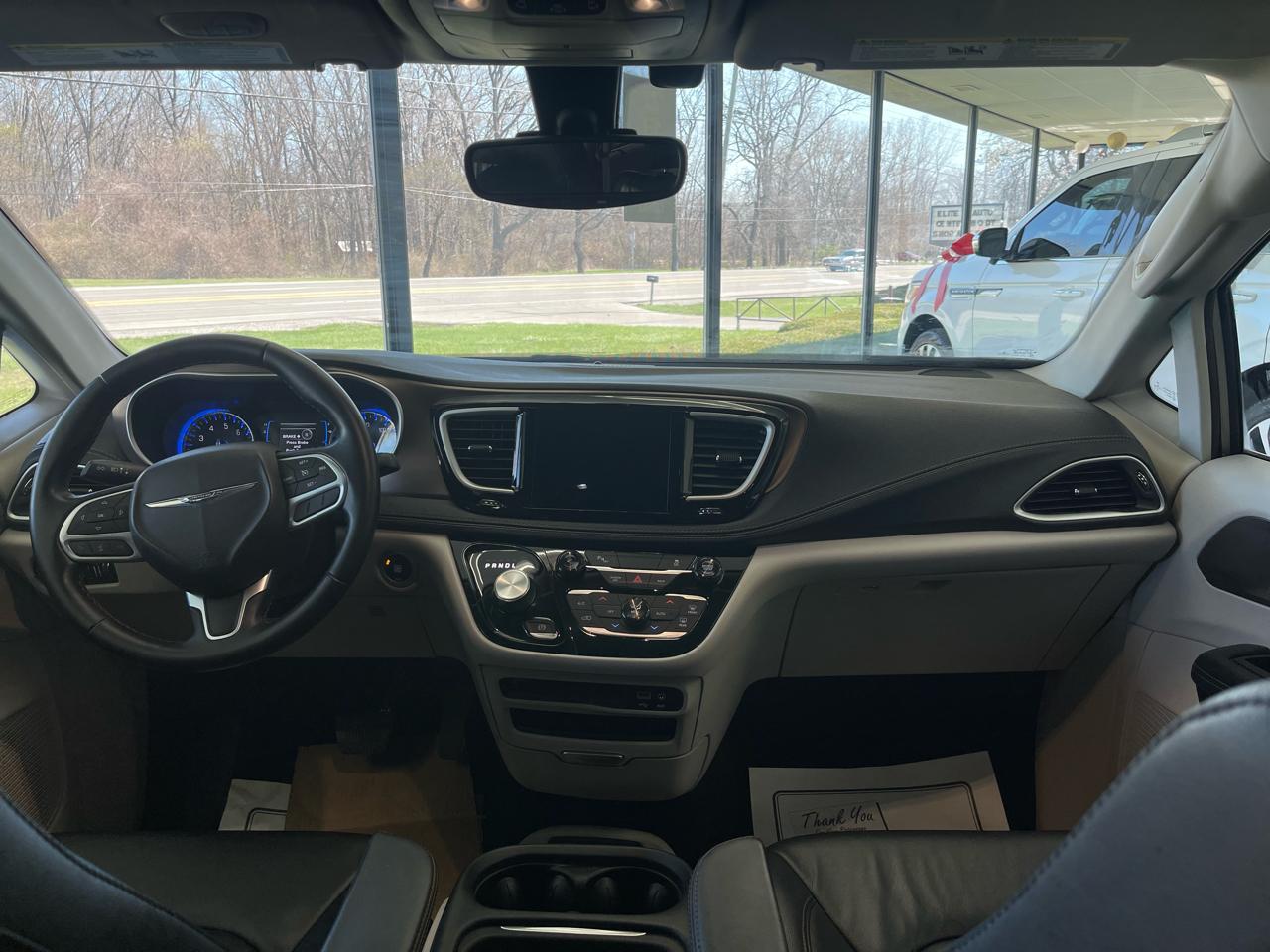 Chrysler Pacifica Touring-L 2017