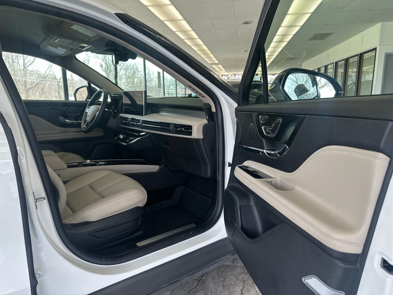 Lincoln Corsair Premiere AWD 2025