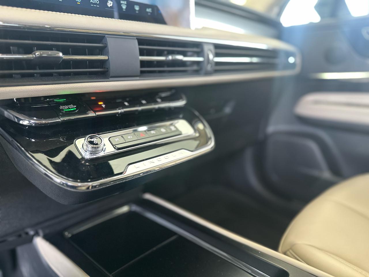 Lincoln Corsair Premiere AWD 2025