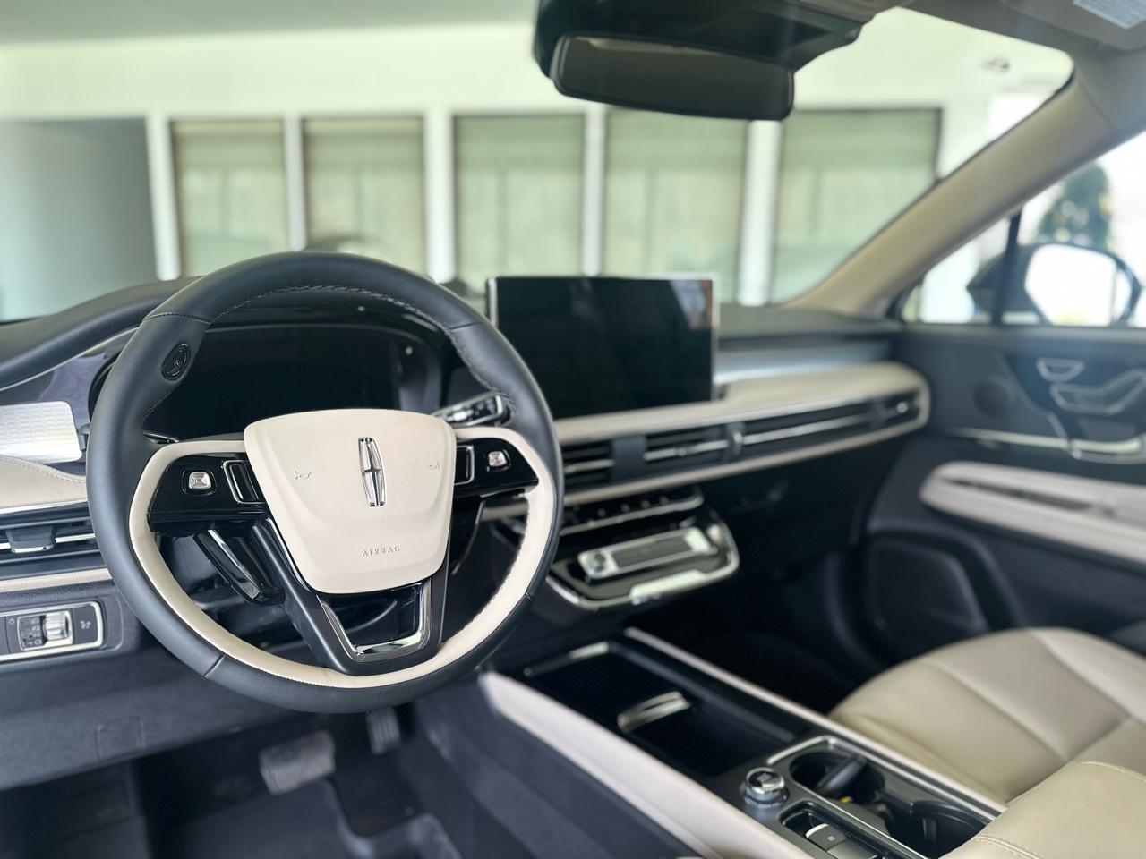 Lincoln Corsair Premiere AWD 2025