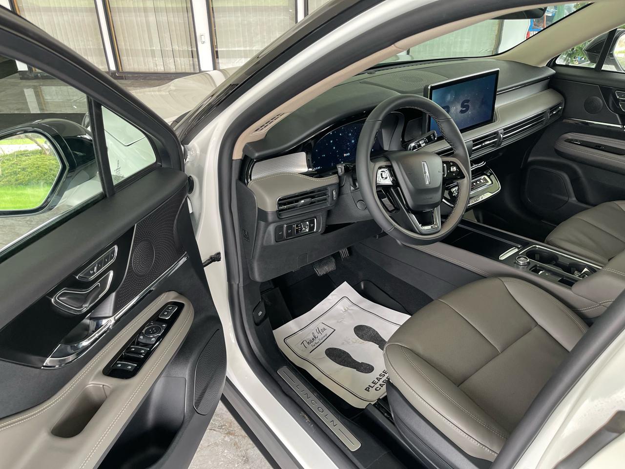 Lincoln Corsair Premiere AWD 2025