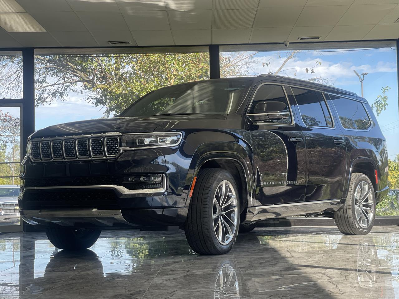 Jeep Grand Wagoneer Series II 4WD 2023