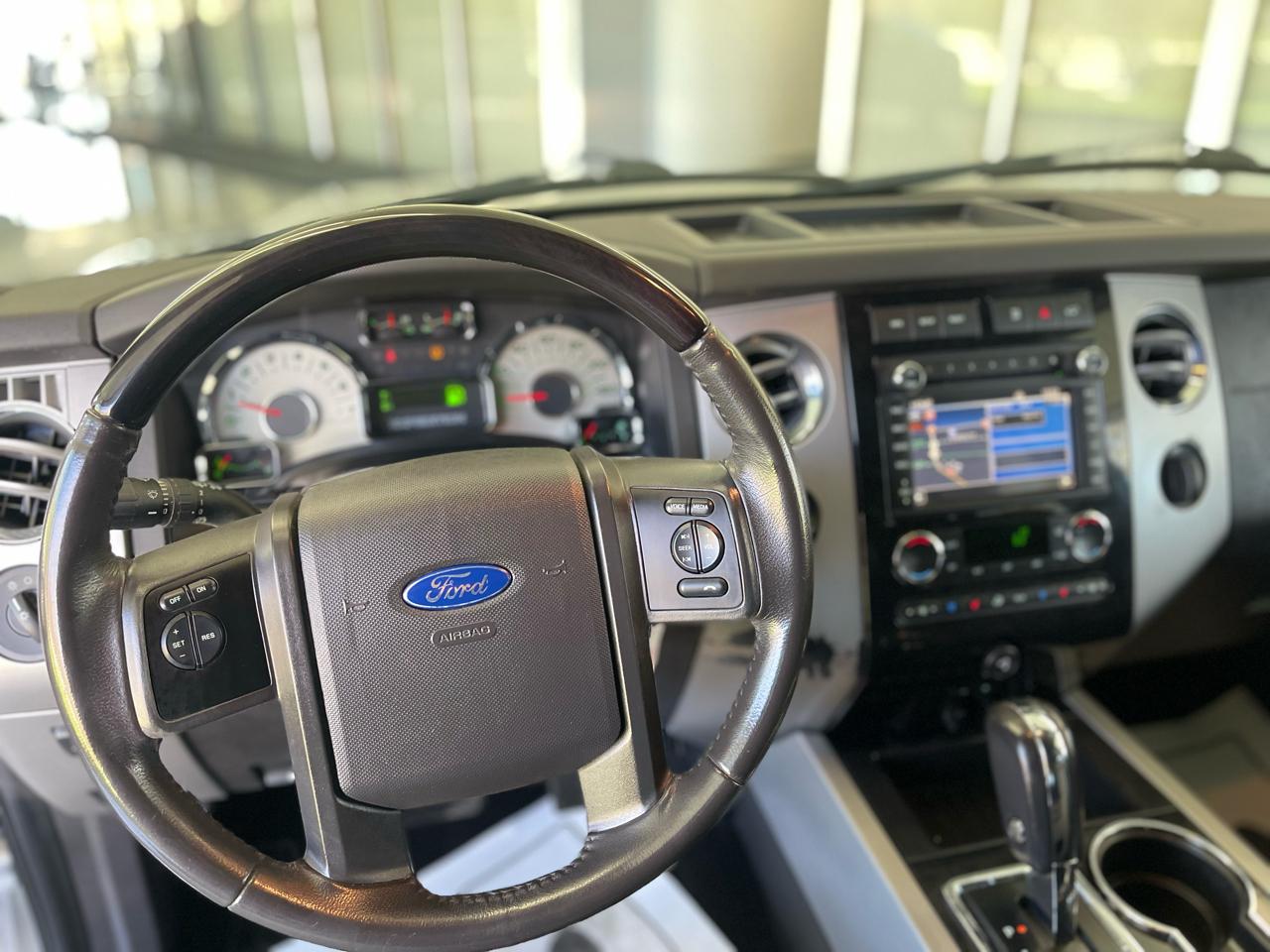 Ford Expedition Limited 2WD 2014